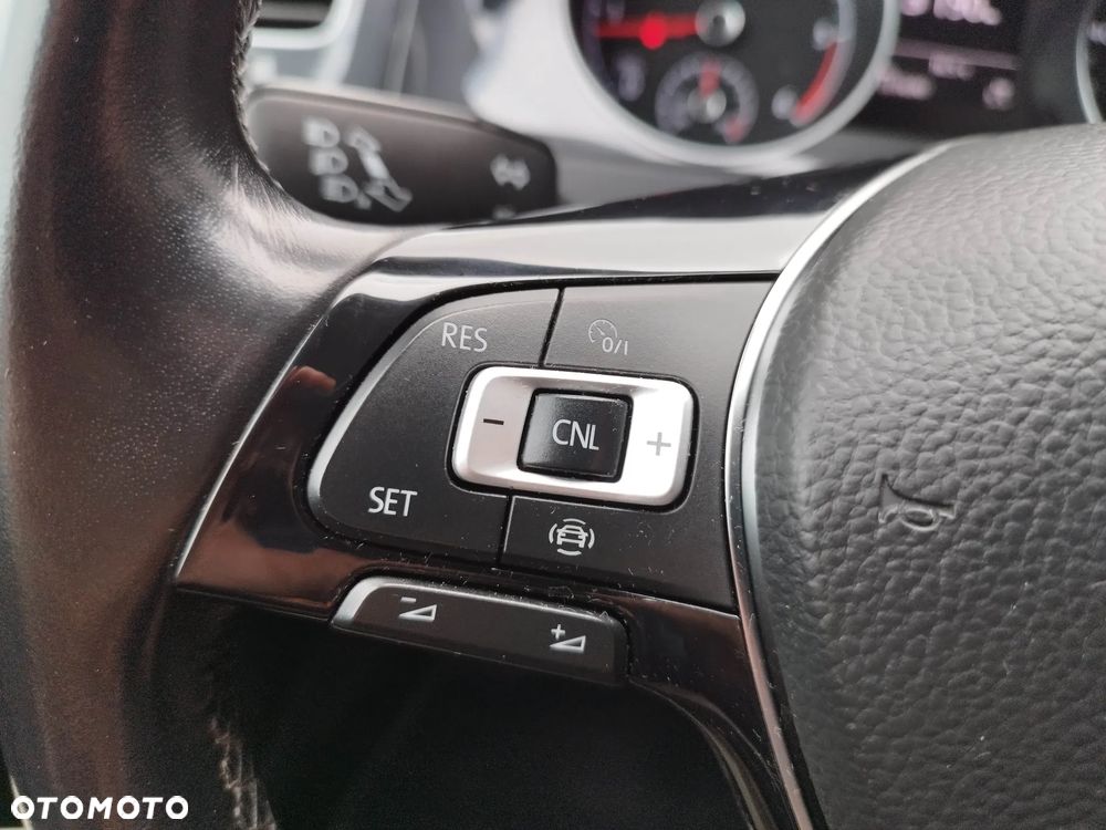 Volkswagen Golf Variant 2.0 TDI (BlueMotion Technology) Comfortline - 16