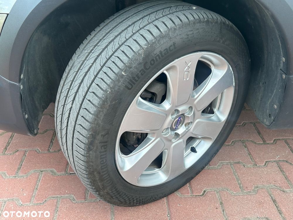 Volvo XC 70 D5 AWD Geartronic Summum - 34