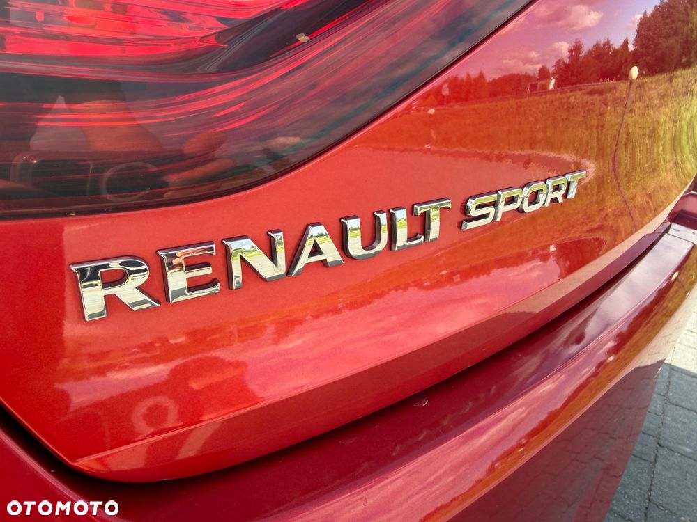 Renault Megane ENERGY TCe 205 EDC GT - 11