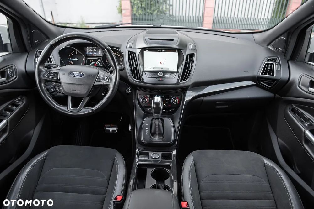 Ford Kuga 2.0 TDCi 4x4 ST-Line - 30