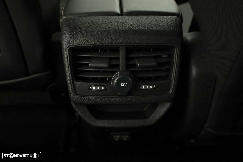Peugeot 3008 1.2 PureTech GT EAT8 - 24