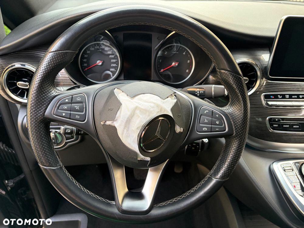 Mercedes-Benz Klasa V 300 d lang 4Matic 9G-TRONIC Avantgarde Edition - 13