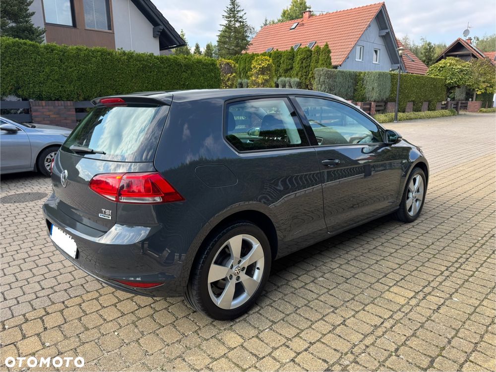 Volkswagen Golf - 30