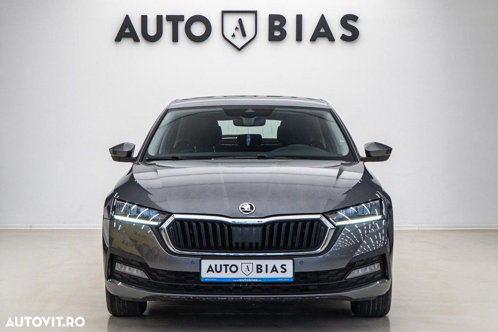 Skoda Octavia 2.0 TDI DSG Style - 23