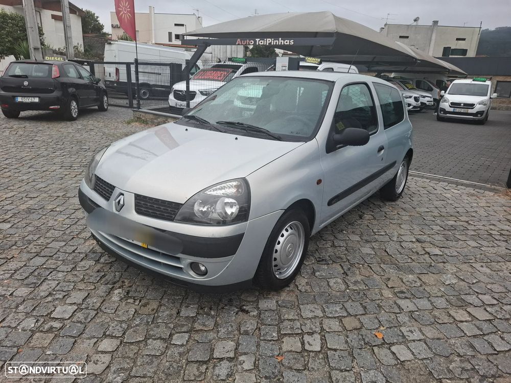 Renault CLIO 1.500 DCI 2LUG - 14