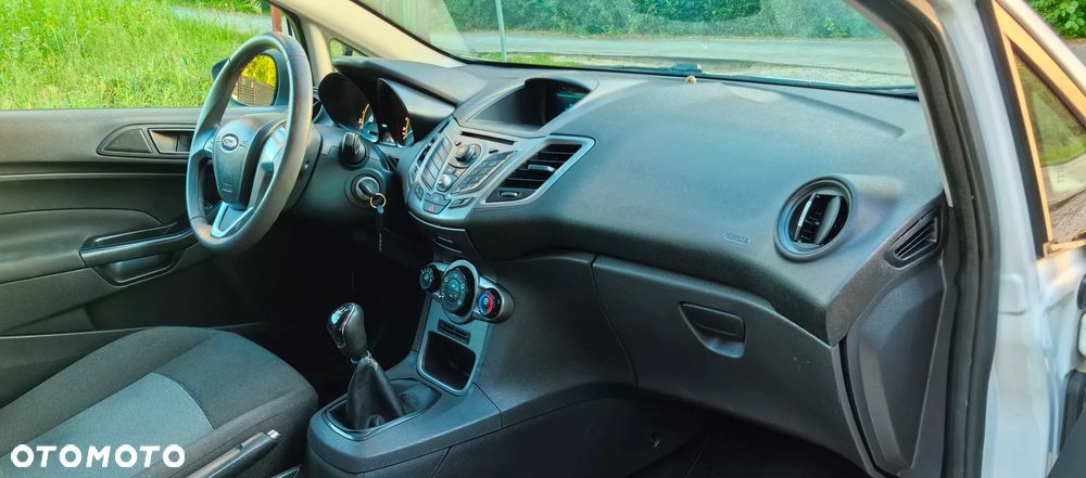 Ford Fiesta 1.6 TDCi Champions Edition - 10