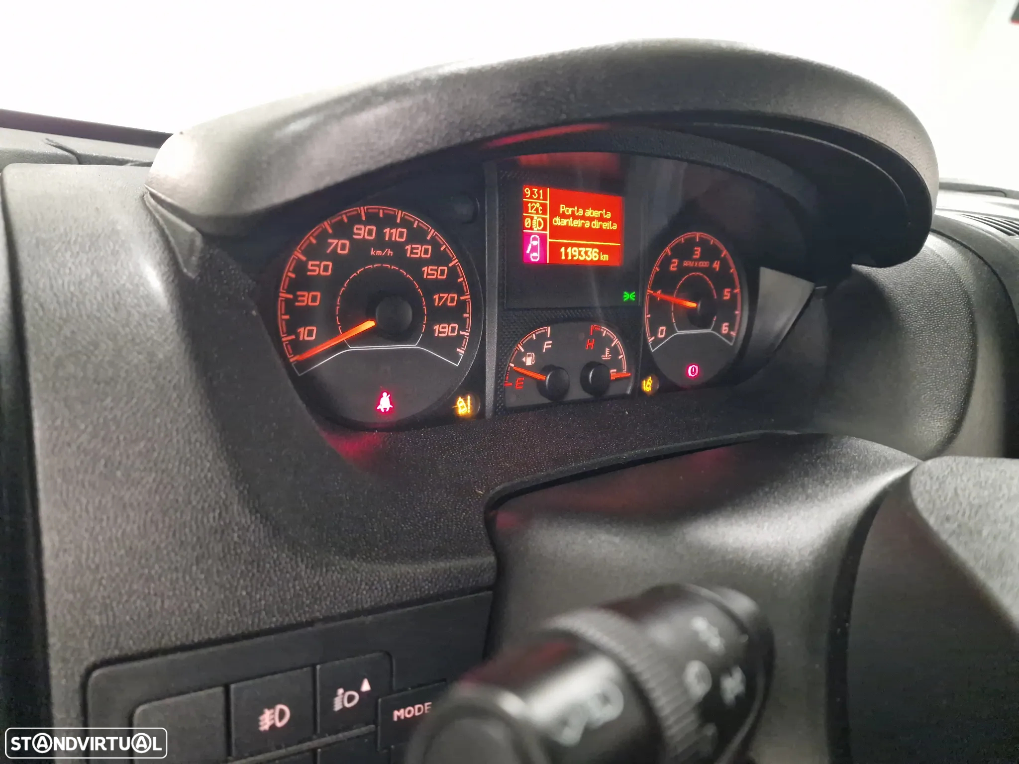 Peugeot BOXER 2.2 BLUEHDi 335 L2H2 Pro GPS CAM. TRASEIRA IVA DEDUTIVEL - 50