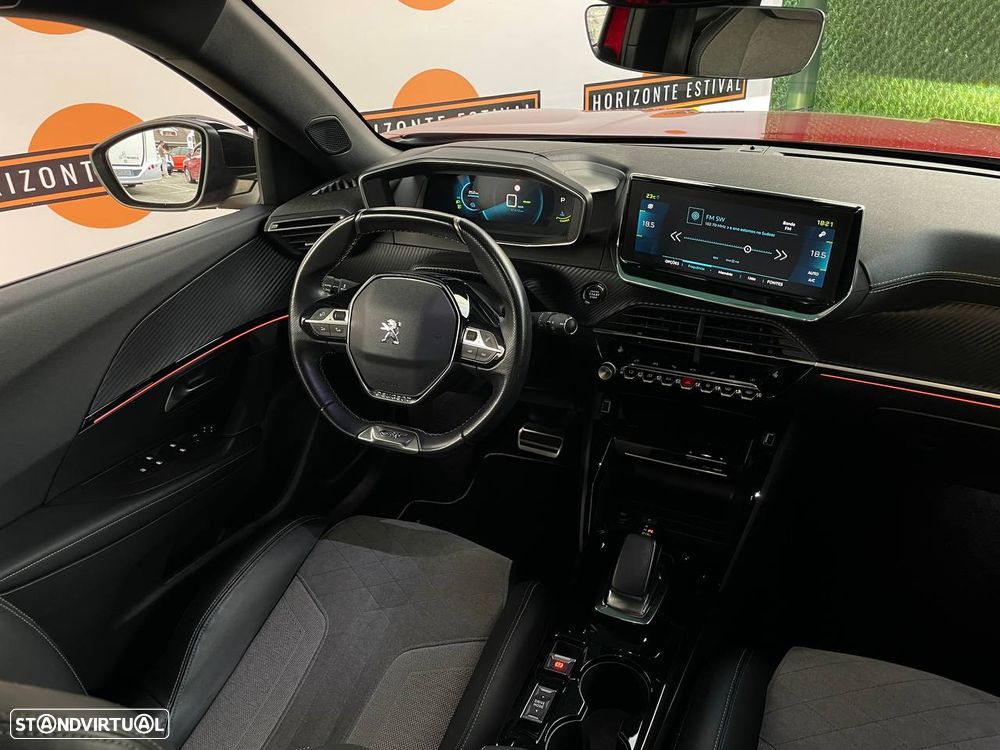 Peugeot e-2008 GT - 6