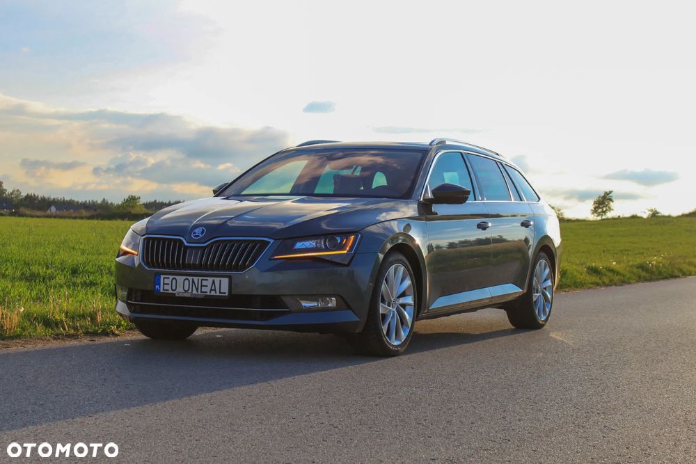 Skoda Superb 2.0 TSI 4x4 L&K DSG - 6