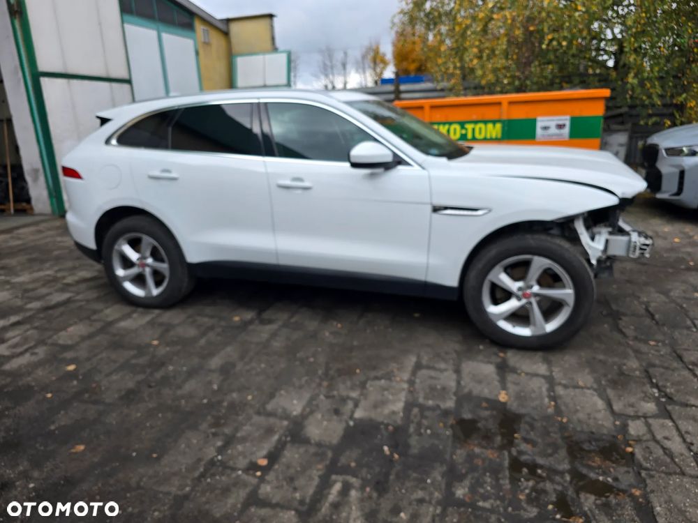 Jaguar F-Pace 2.0 i4D AWD Pure - 1
