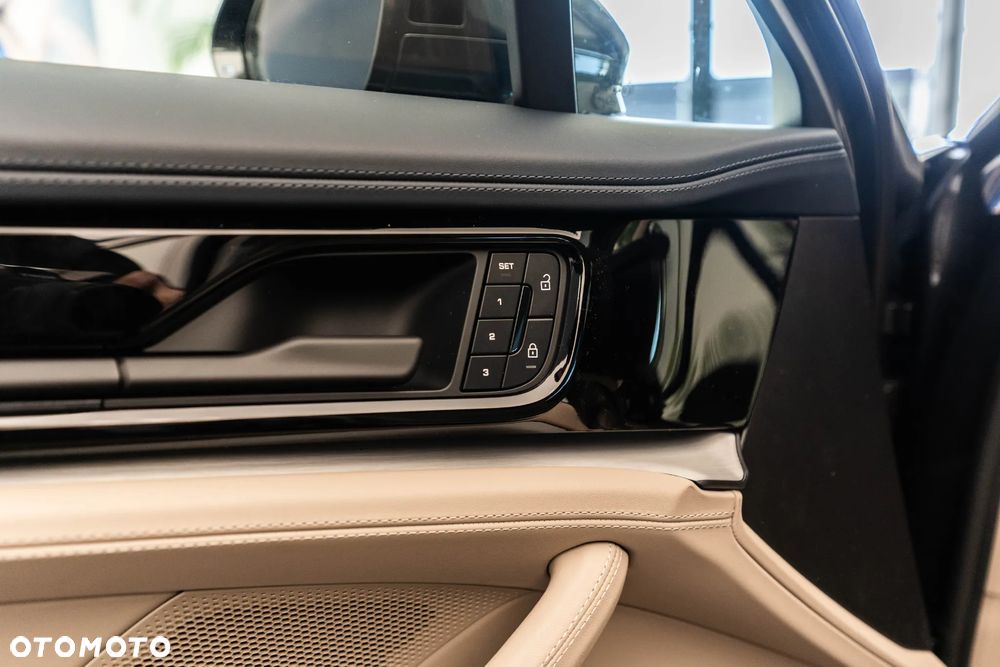 Porsche Panamera 4S E-Hybrid - 20