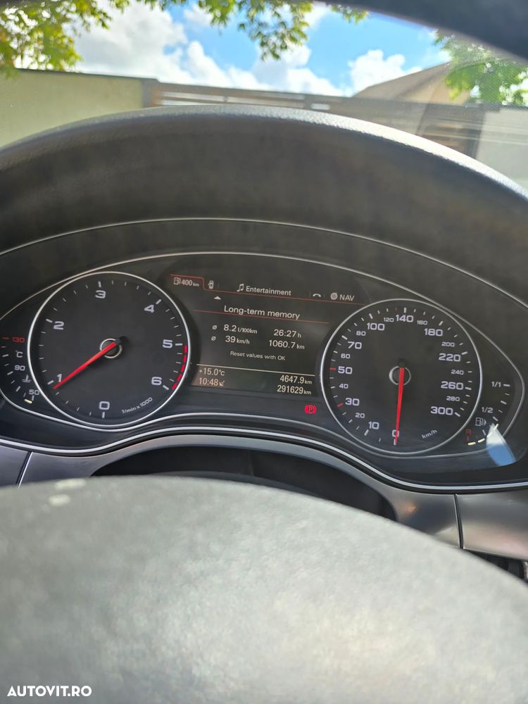 Audi A6 - 12