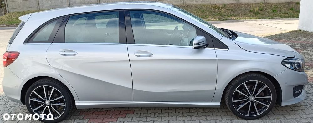 Mercedes-Benz Klasa B 200 7G-DCT - 7
