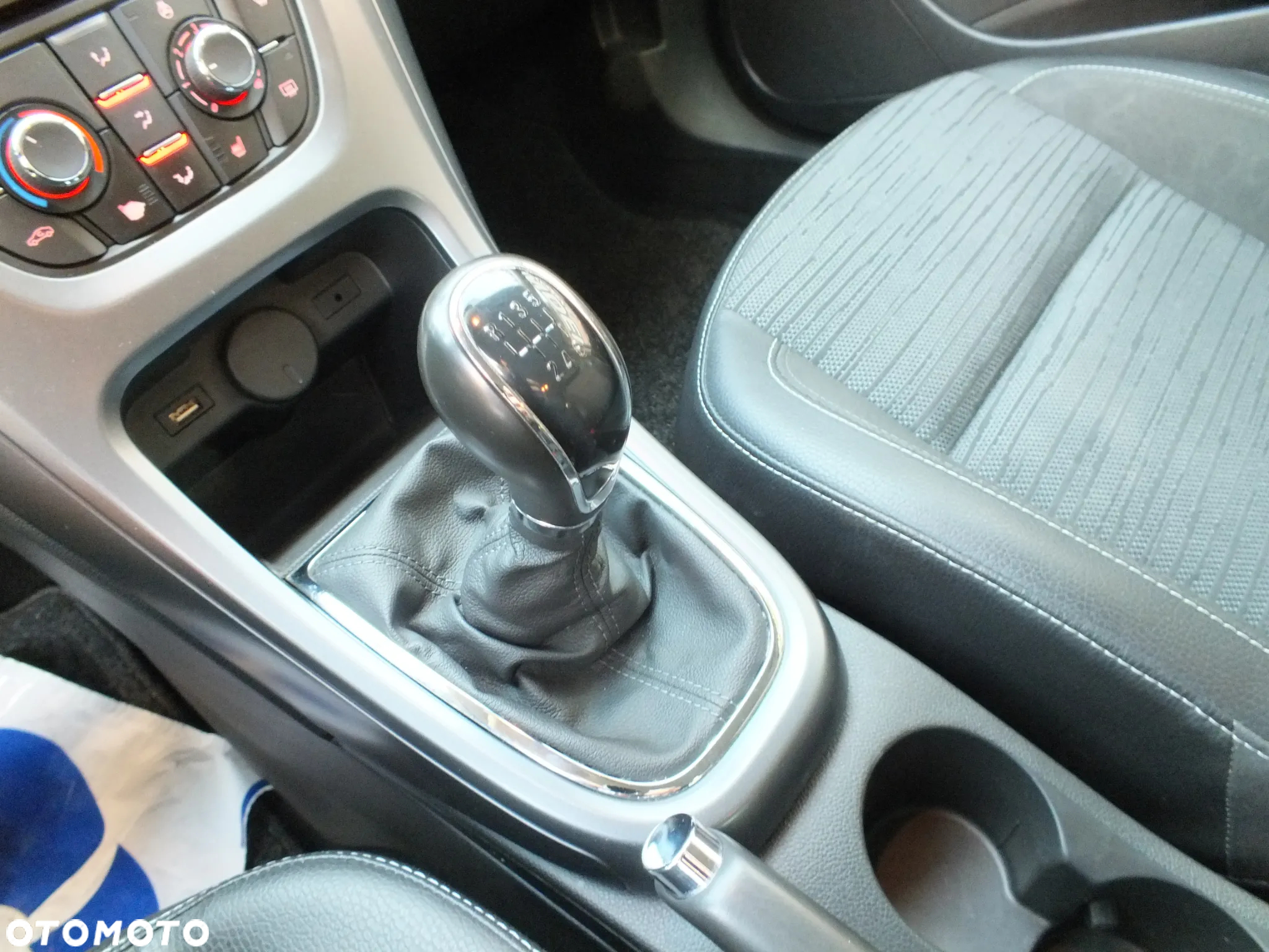 Opel Astra - 14