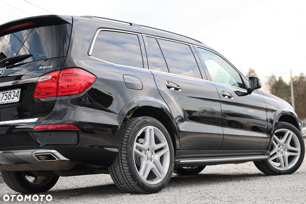 Mercedes-Benz GL 500 4-Matic - 15