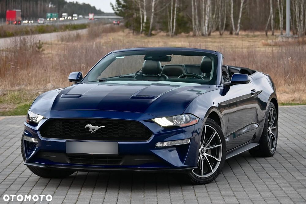 Ford Mustang - 3