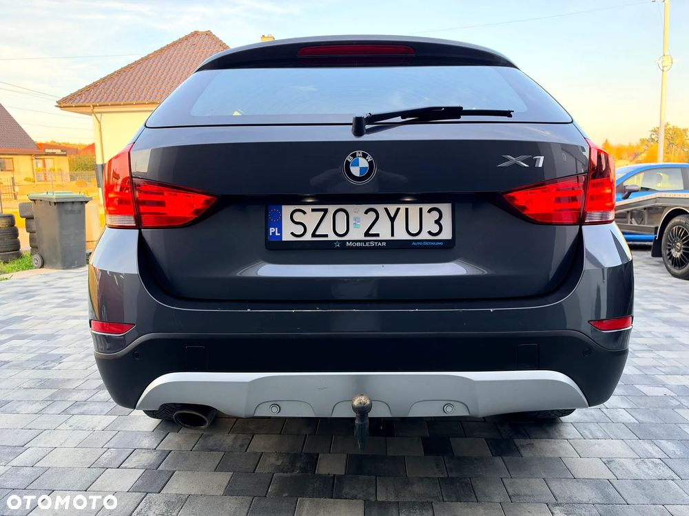 BMW X1 sDrive18d xLine - 29