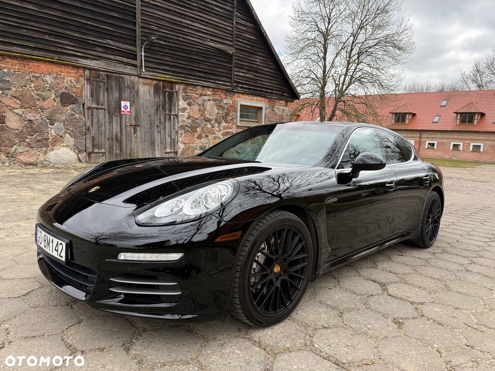 Porsche Panamera 4S - 5