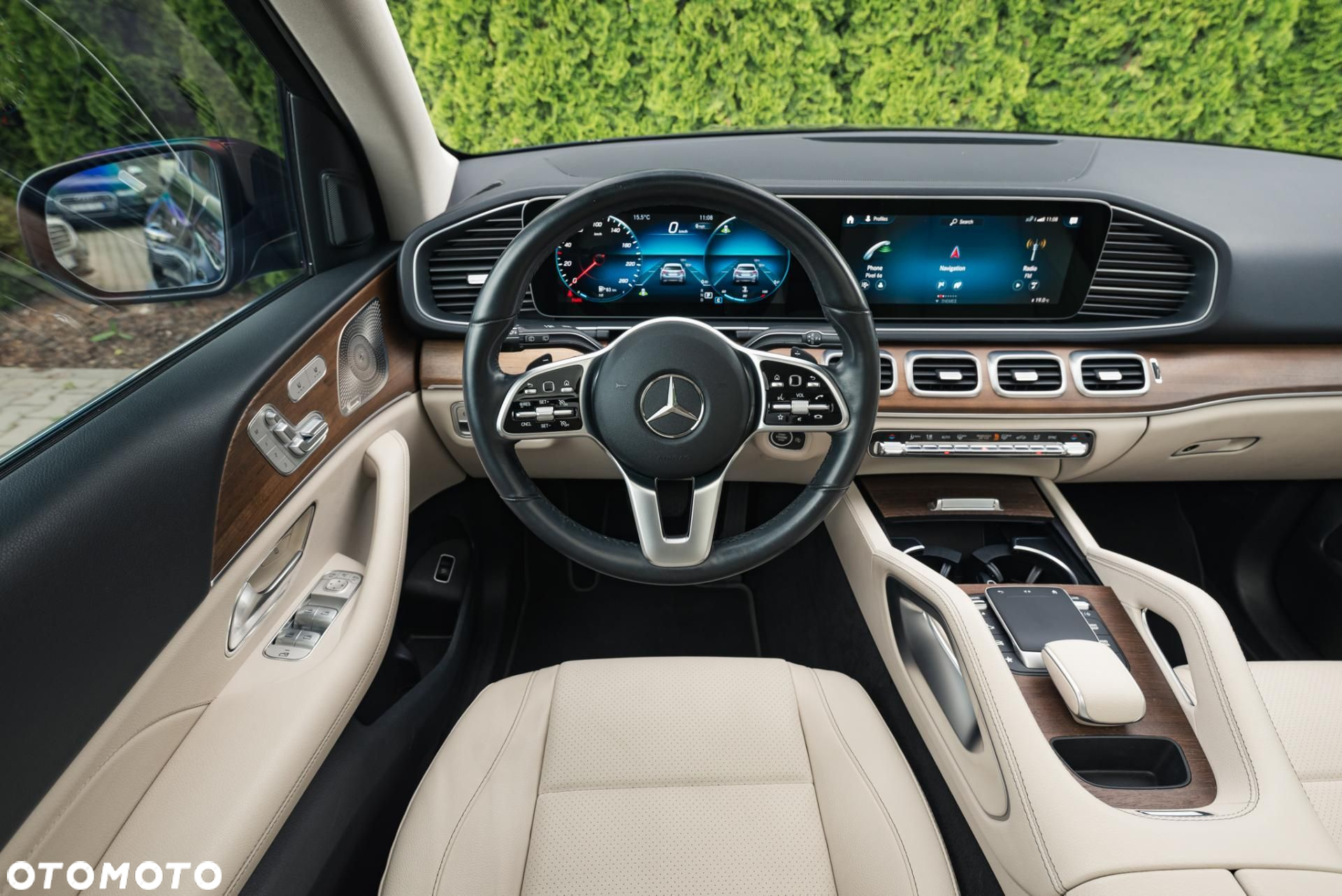 Mercedes-Benz GLE - 11