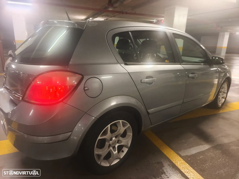 Opel Astra 1.7 CDTI Cosmo M5 - 4