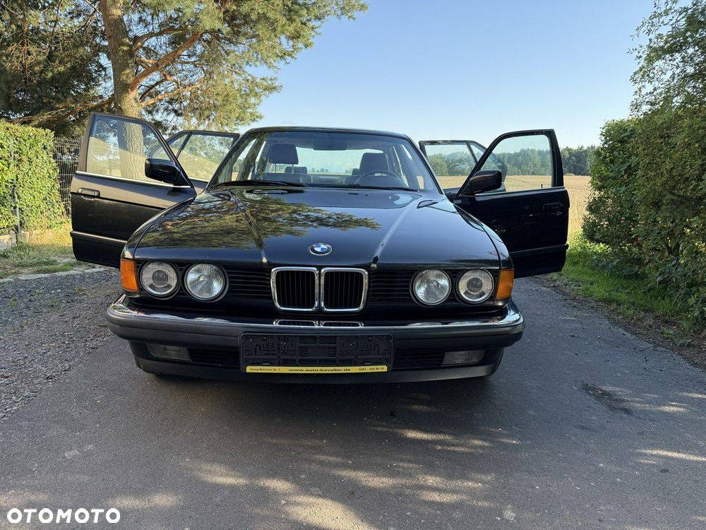 BMW Seria 7 - 15
