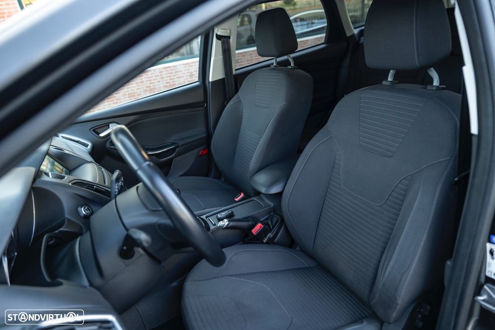 Ford Focus SW 1.5 TDCi Titanium - 19