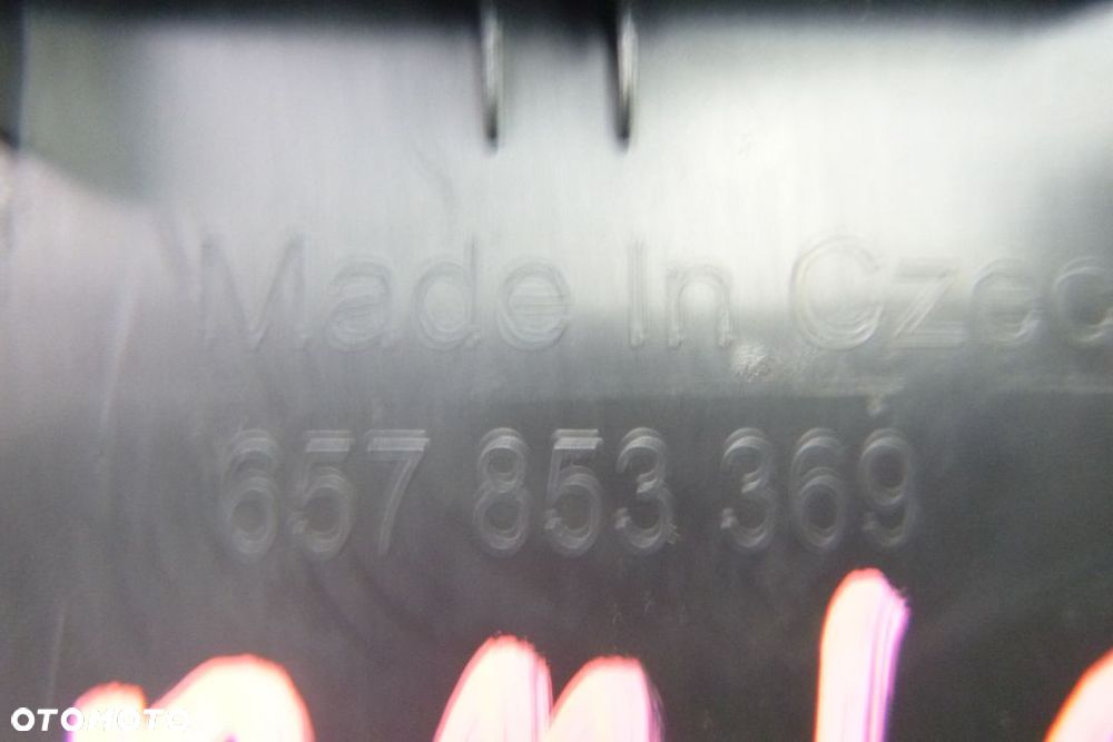 SKODA KAMIQ OSŁONA SŁUPKA TYLNEGO LAMPKA PODSUFITKI RACZKI PODSUFITKI OSŁONA PROGU OSŁONA TYLNEJ KANAPY 657863483 657863484 568867233 658867234 657868837A 657868802 658867243 658867244 658867287 658867288 657867281 657867282 657867765 657867766 657853369 657853370 58867246 658867245 - 20