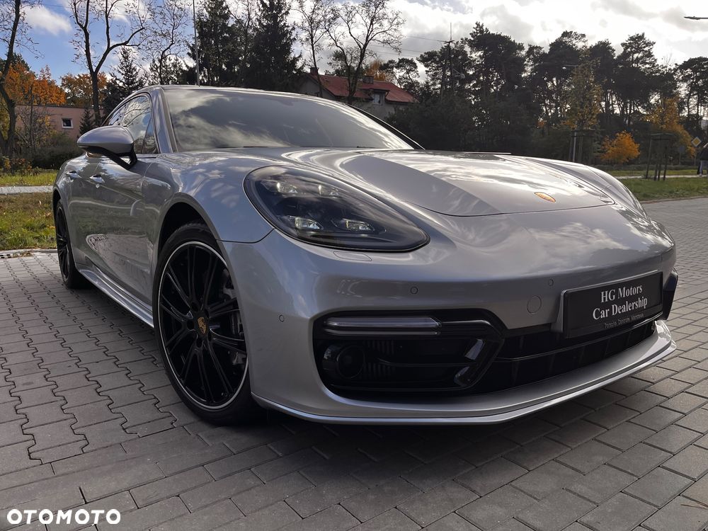 Porsche Panamera 4 - 20