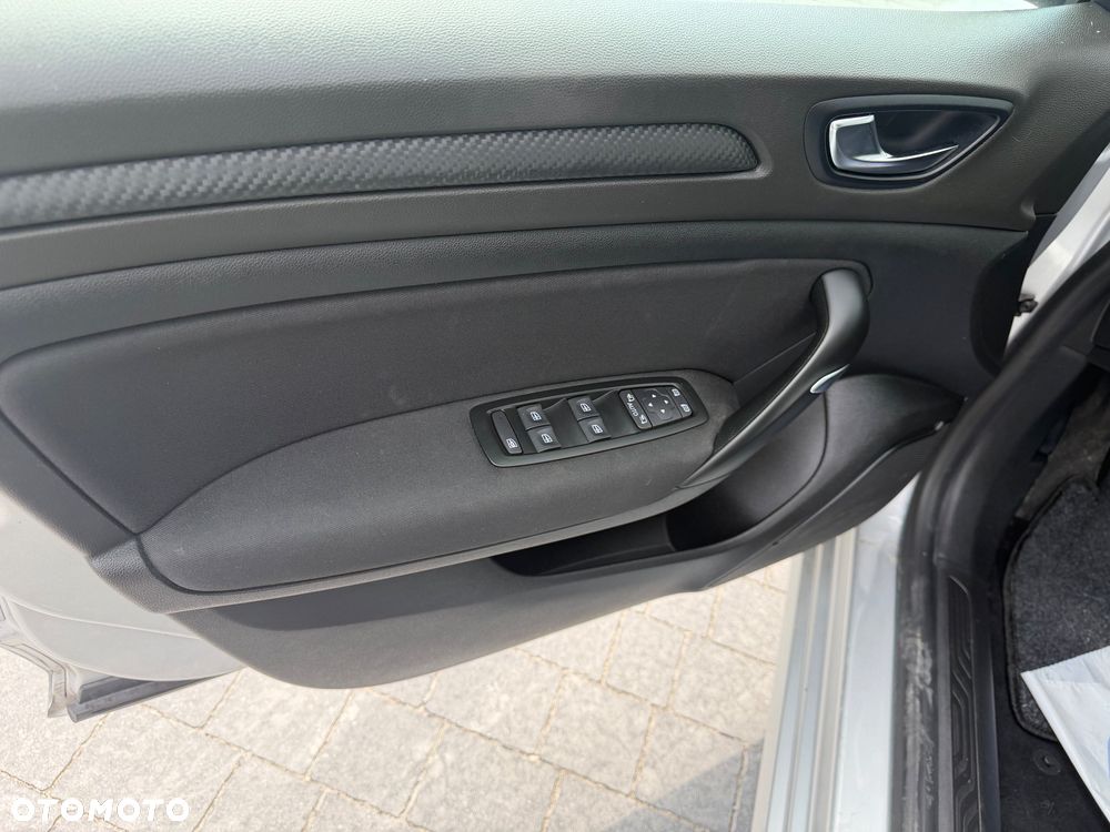 Renault Megane 1.5 dCi Energy Limited EU6 - 17