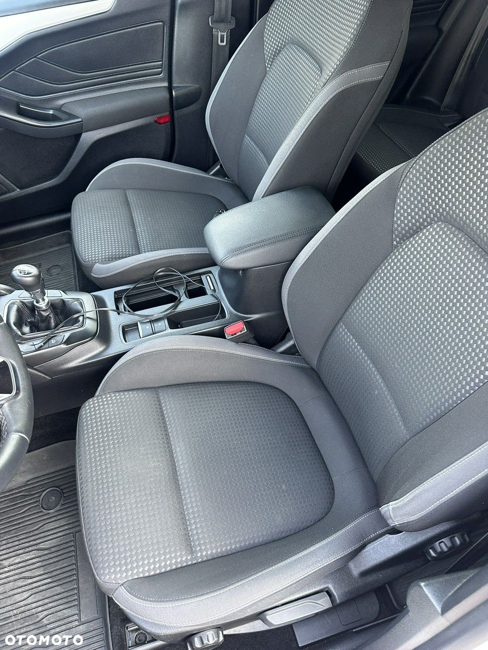 Ford Focus - 21