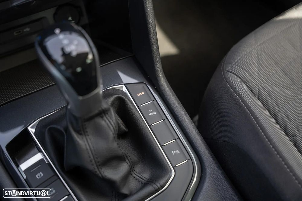VW Tiguan 1.4 TSI eHybrid Conceptline DSG - 19
