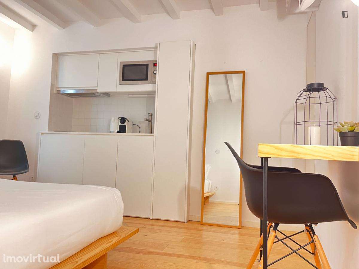 Estúdio - localizado em Alta Universitária Coimbra - Grande imagem: 5/8