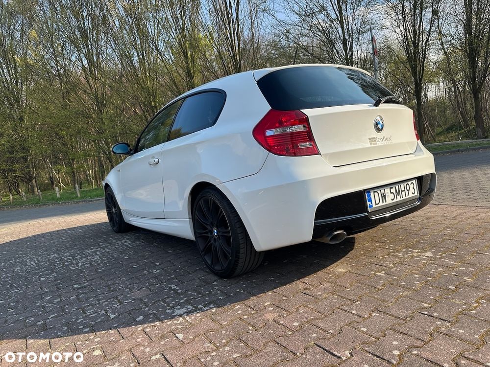 BMW Seria 1 118d DPF - 10