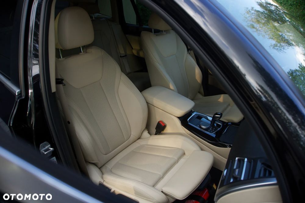 BMW X3 sDrive18d - 24