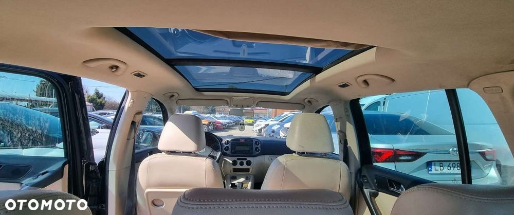 Volkswagen Tiguan - 12