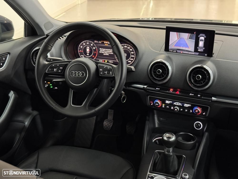 Audi A3 Sportback 30 TFSI Design - 5