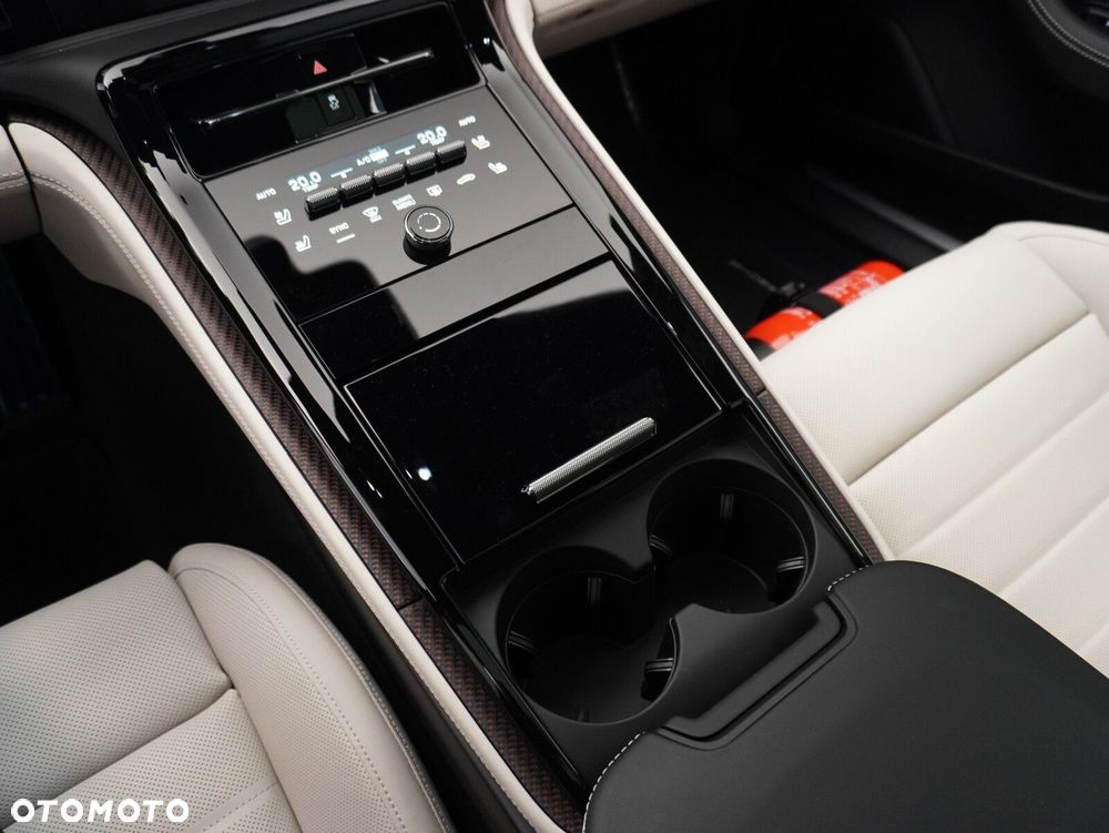 Porsche Panamera 4S E-Hybrid PHEV - 30