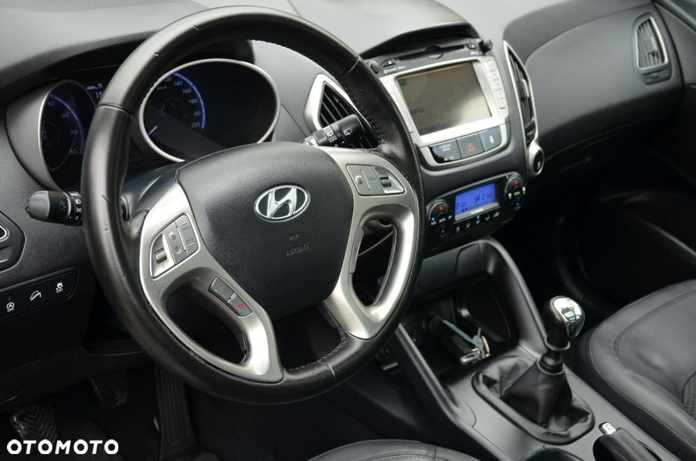Hyundai ix35 - 23