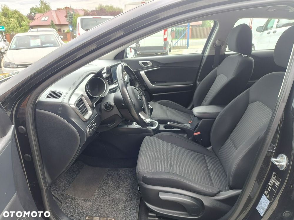 Kia Ceed - 7
