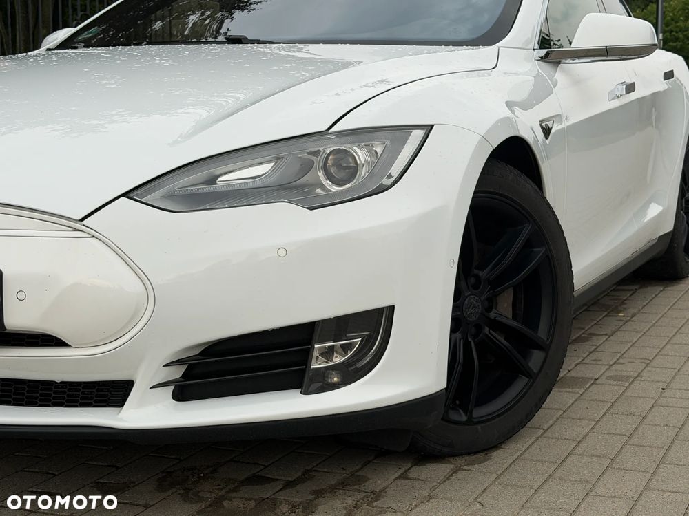 Tesla Model S 70D Allradantrieb - 20