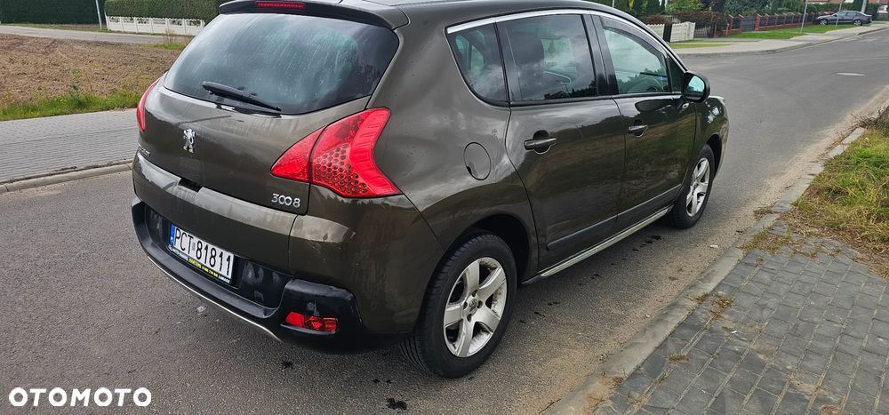 Peugeot 3008 1.6 HDi Premium - 6