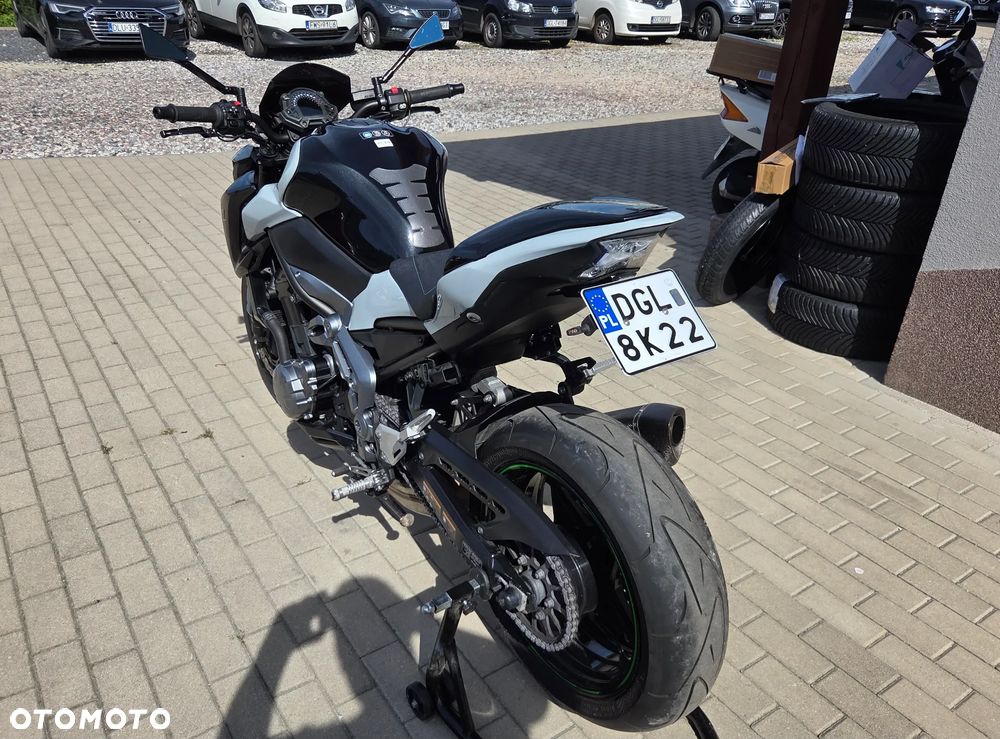 Kawasaki Z 900 - 10