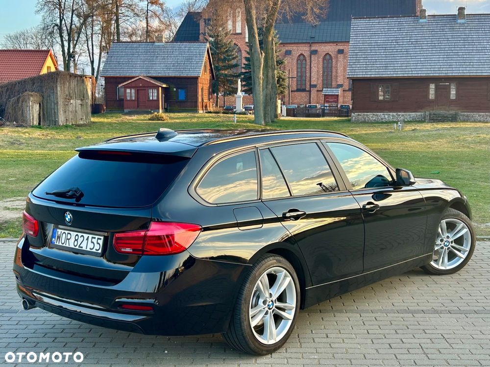BMW Seria 3 318d - 16