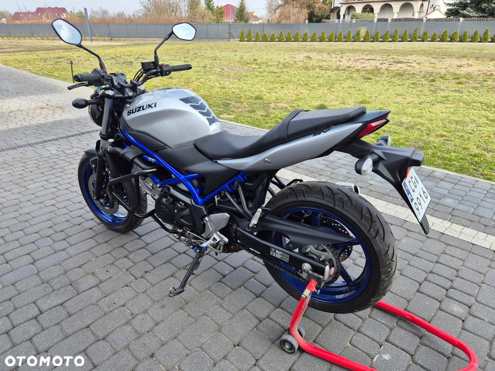 Suzuki SV - 24