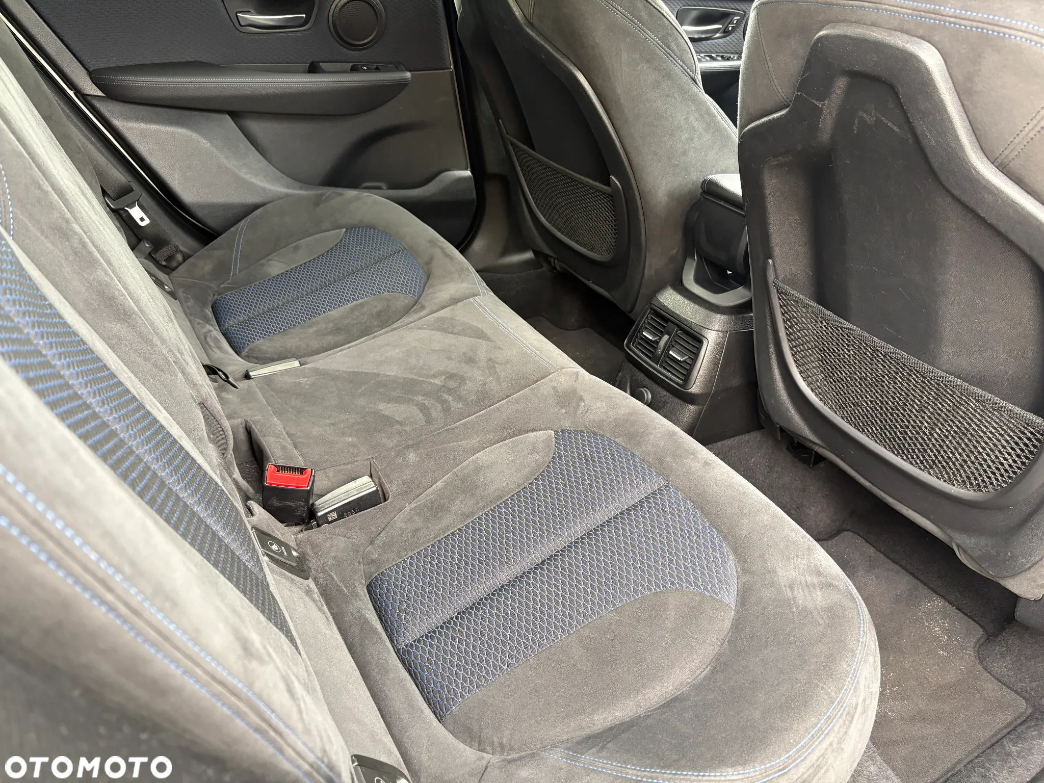 BMW Seria 2 220i GT M Sport - 27