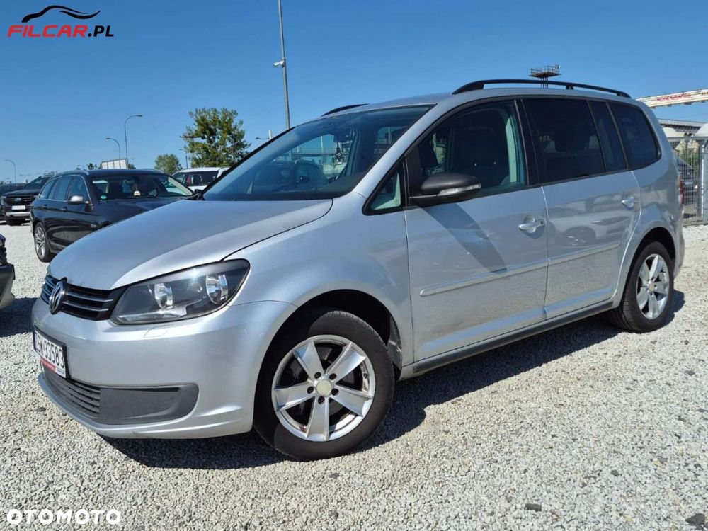 Volkswagen Touran - 17