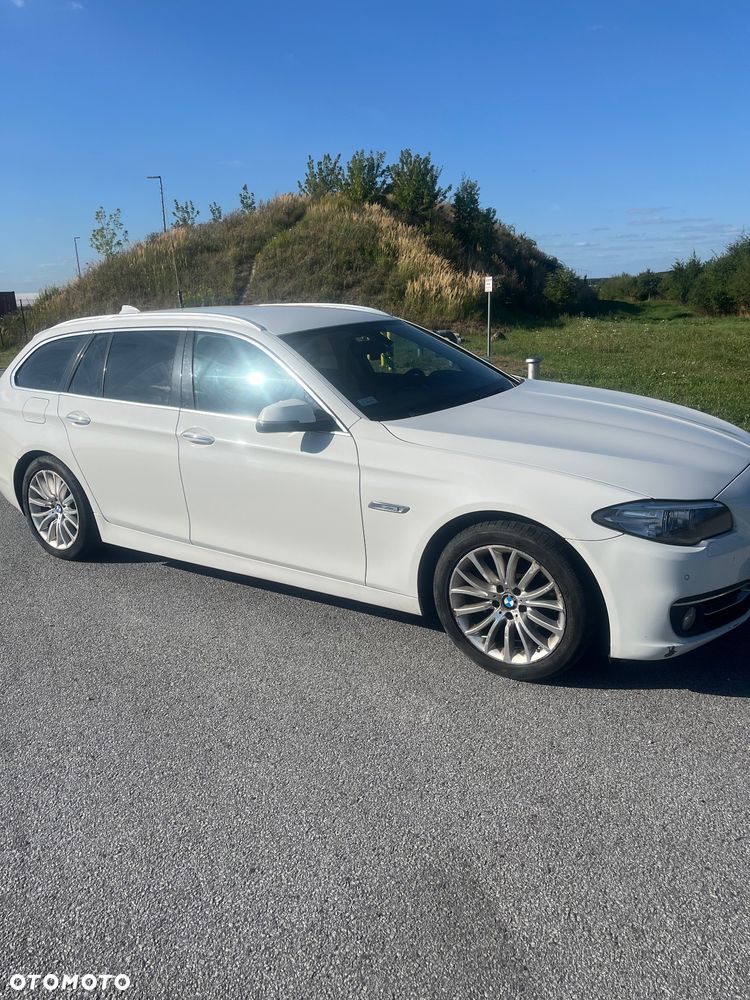 BMW Seria 5 520d Luxury Line - 2