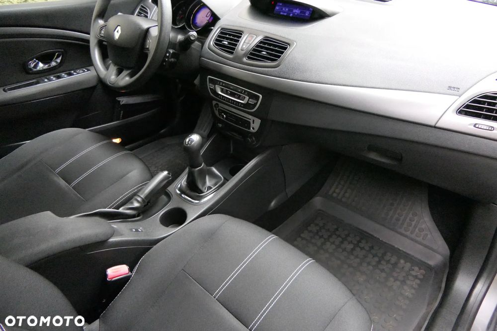 Renault Fluence 1.5 dCi Expression - 21