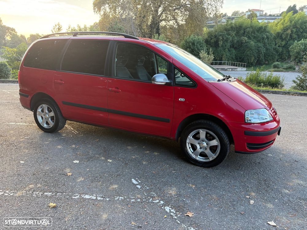 VW Sharan 1.9 TDi Confortline - 4