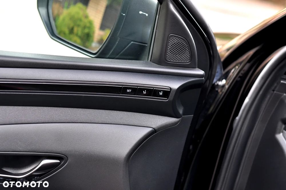 Hyundai Tucson 1.6 T-GDi HEV 2WD N Line X - 25